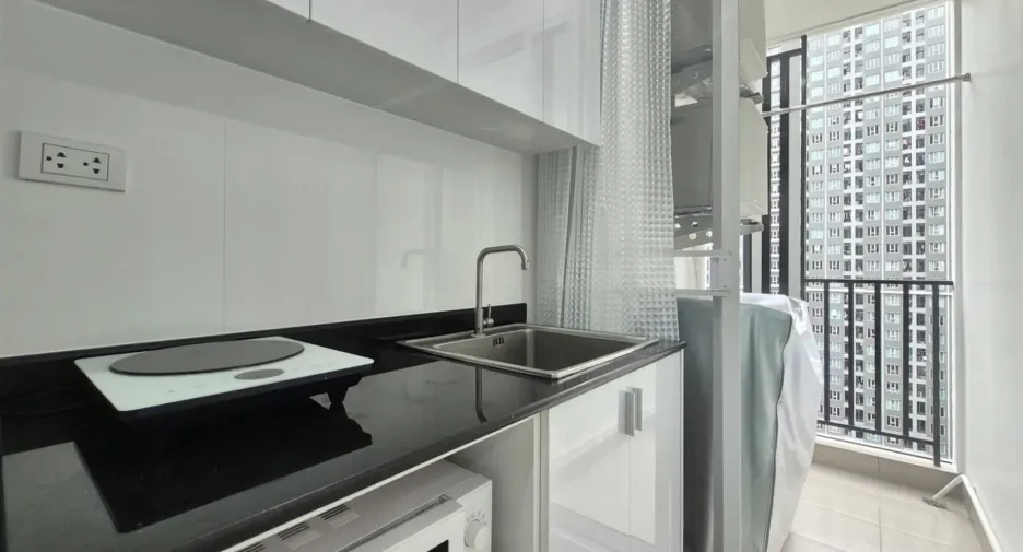 For rent 1 bed condo in Bang Na, Bangkok