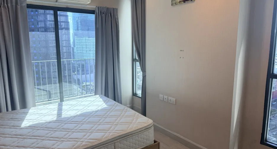 Wohnung zum Kauf und zur Miete mit 2 Zimmer in Huai Khwang, Bangkok