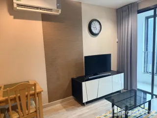 Condo en venta y en alquiler de 2 habitaciones en Huai Khwang, Bangkok