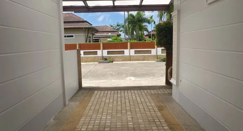 À louer 3 chambres villa à Mueang Phuket, Phuket