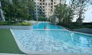 For sale 2 ベッドルーム condo in Mueang Samut Prakan, Samut Prakan