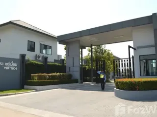 Casa en venta y en alquiler de 4 habitaciones en Bang Khun Thian, Bangkok