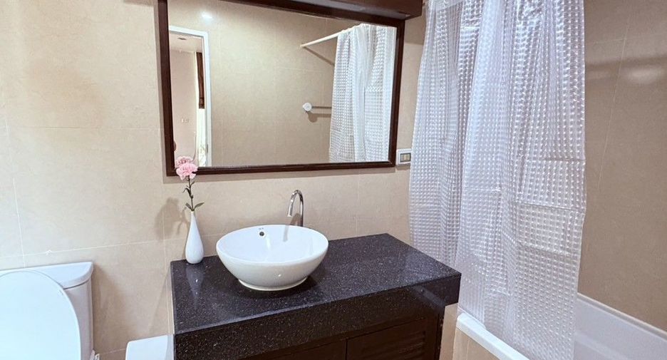 Condo en alquiler de 2 habitaciones en Watthana, Bangkok