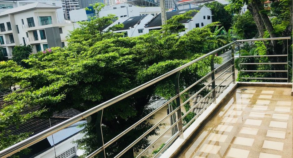 Condo en alquiler de 2 habitaciones en Watthana, Bangkok