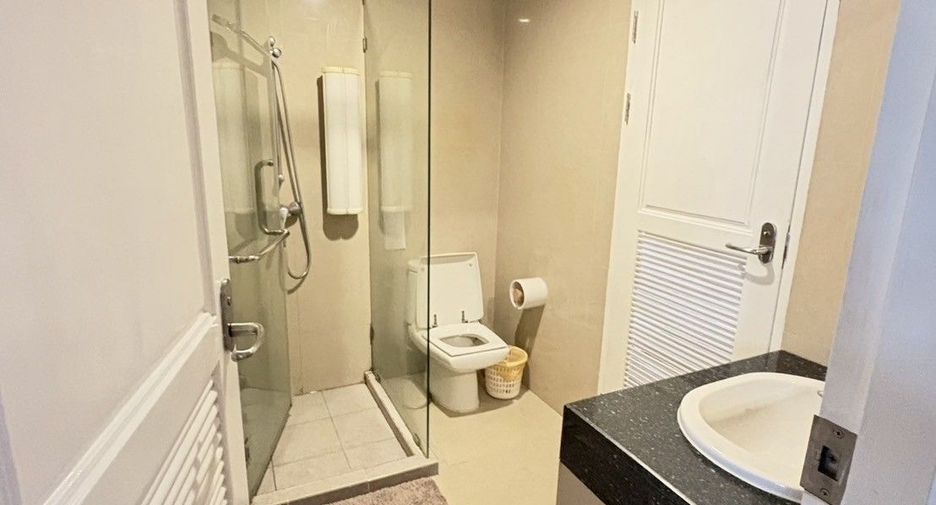 Condo en alquiler de 2 habitaciones en Watthana, Bangkok