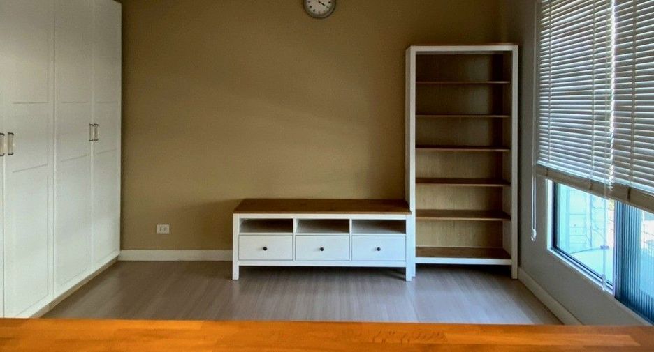For sale and for rent 3 bedrooms townhouse in Bang Phli, Samut Prakan
