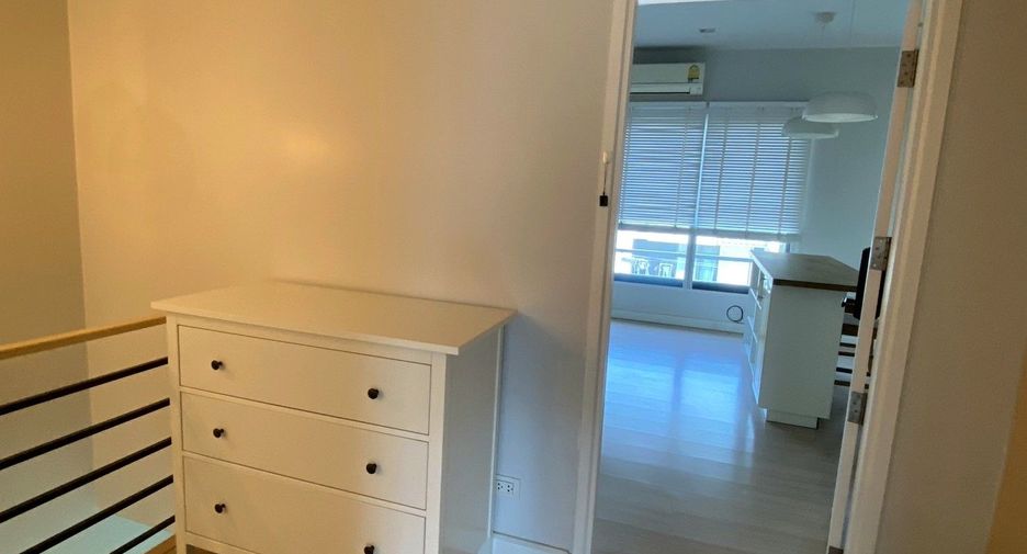 For sale and for rent 3 bedrooms townhouse in Bang Phli, Samut Prakan