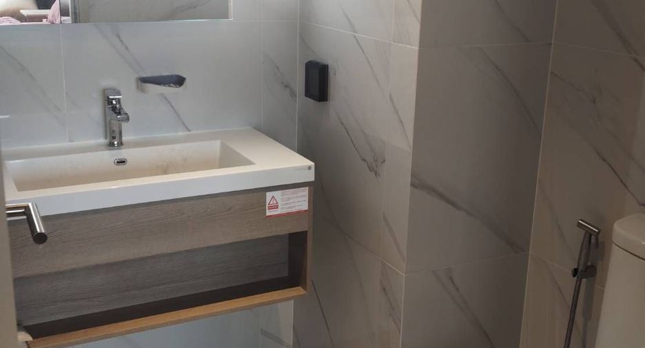 For rent 1 bed condo in Bang Lamung, Chonburi