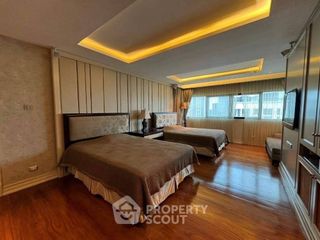 Condo en venta de 4 habitaciones en Sathon, Bangkok