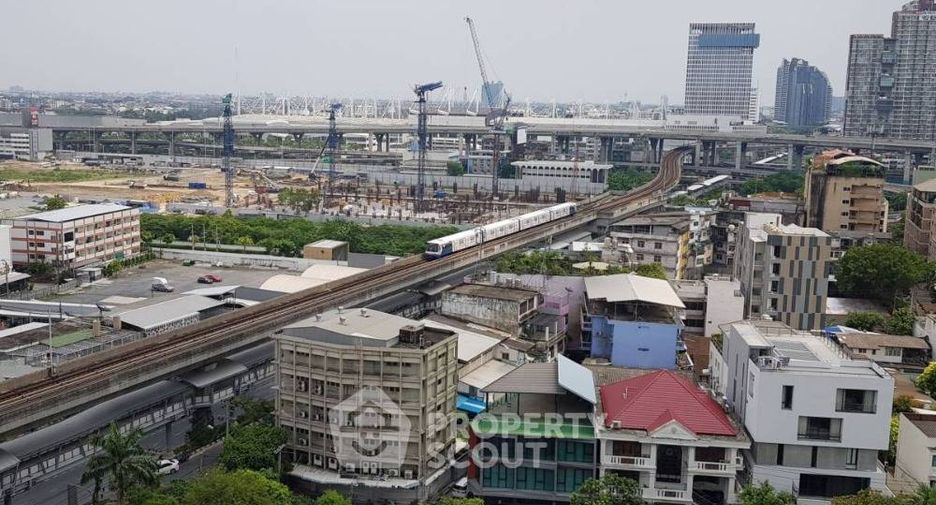 À vendre 1 chambre condo à Bang Na, Bangkok