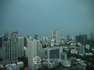 出售 3 卧室 公寓 在 Khlong Toei, 曼谷