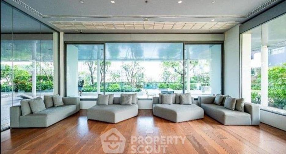 À vendre 2 chambres condo à Phra Khanong, Bangkok