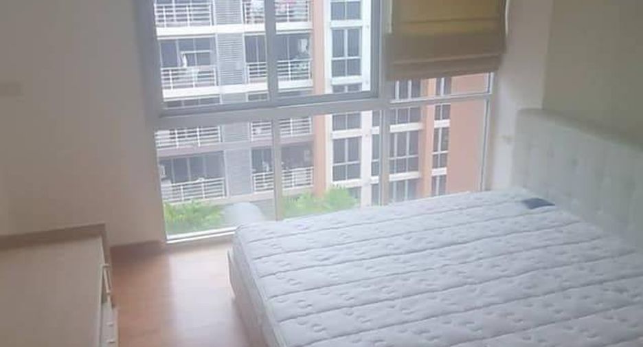 For sale 1 bed condo in Khlong San, Bangkok