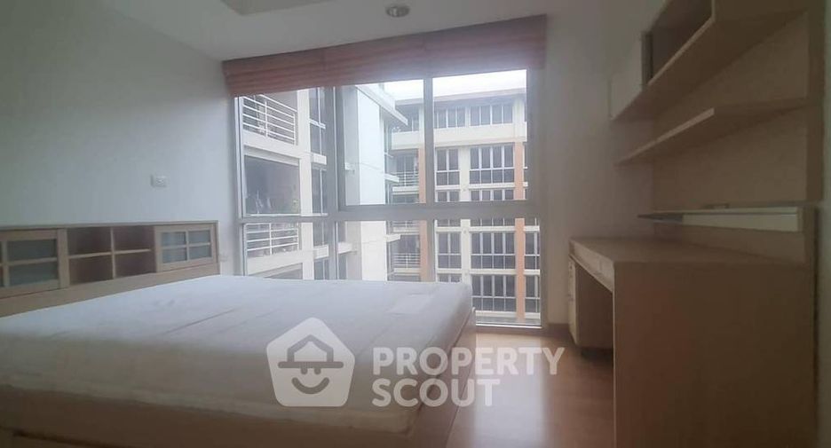 For sale 1 bed condo in Khlong San, Bangkok