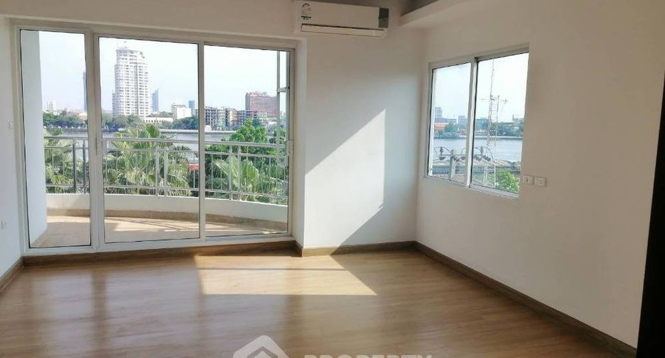 For sale 3 bedrooms condo in Bang Kho Laem, Bangkok