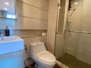 Condo en alquiler y en venta de 2 habitaciones en Bang Na, Bangkok