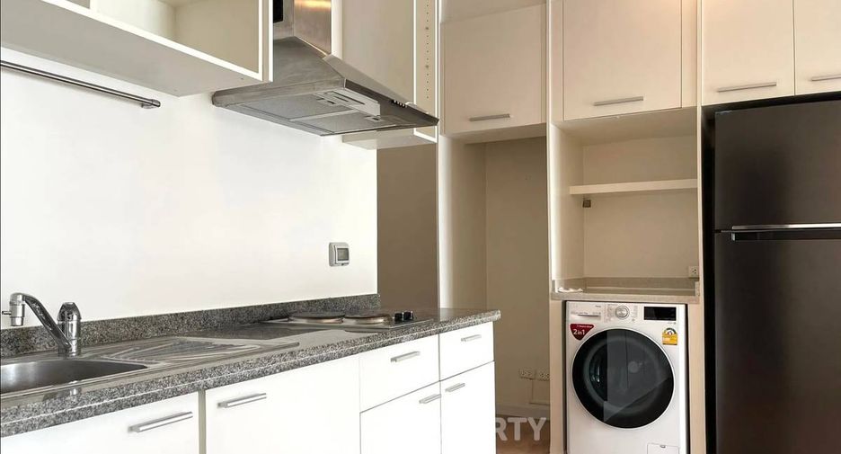 Condo en venta de 1 habitaciones en Khlong Toei, Bangkok