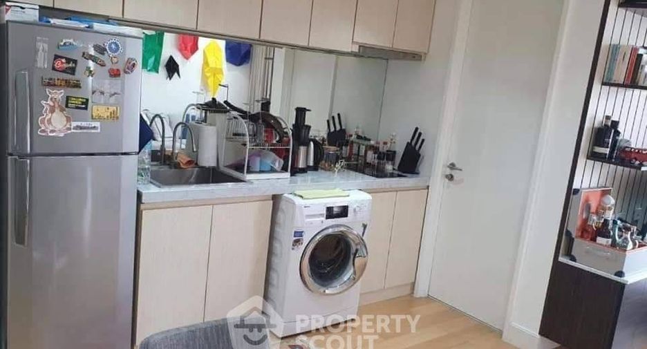 For sale 2 bedrooms condo in Sathon, Bangkok