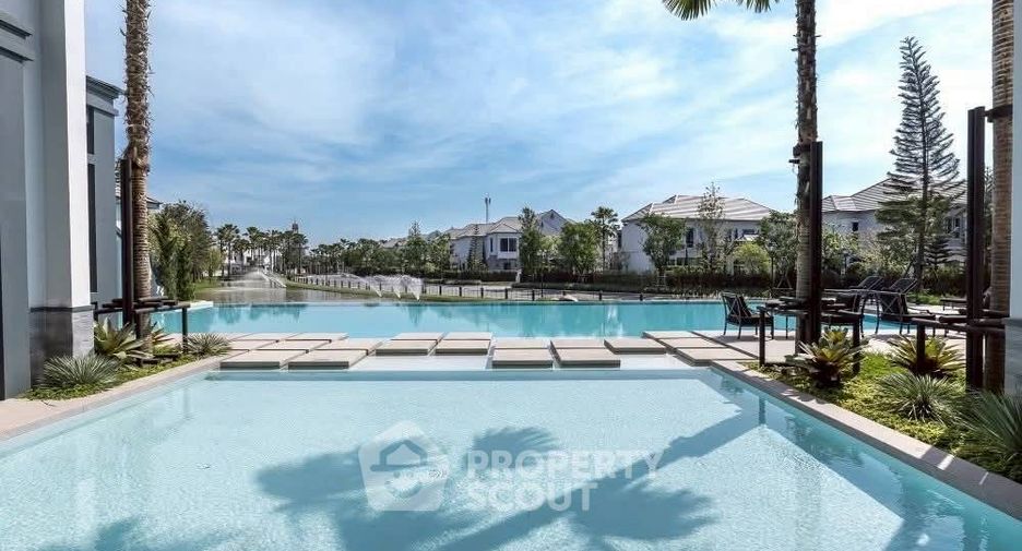 For rent and for sale 4 bedrooms house in Saphan Sung, Bangkok