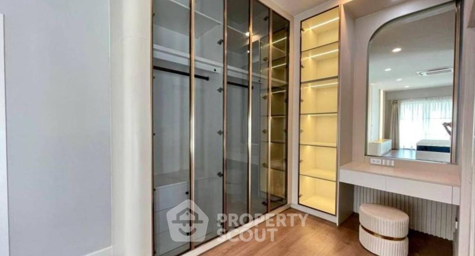 Haus zur Miete und zum Kauf mit 4 Zimmer in Bang Phli, Samut Prakan