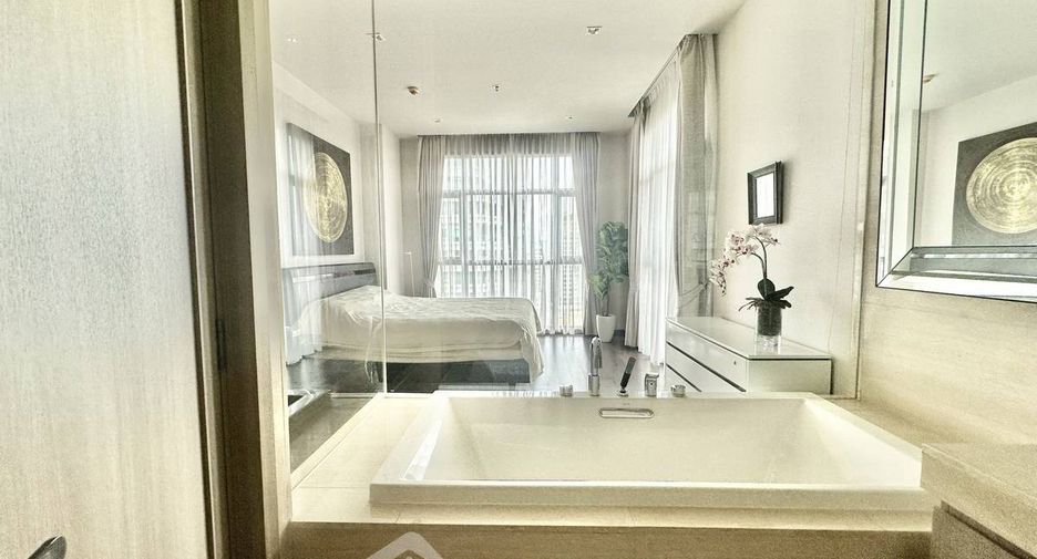 À vendre 2 chambres condo à Khlong Toei, Bangkok