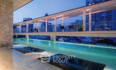 For sale 1 bed condo in Khlong Toei, Bangkok