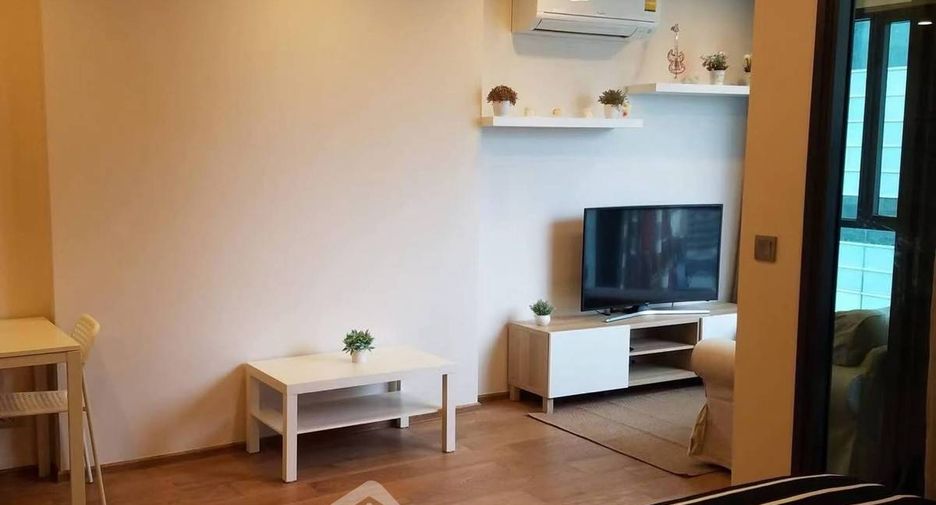 For sale 1 bed condo in Pathum Wan, Bangkok