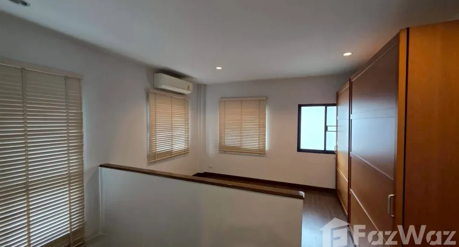 Haus zum Kauf und zur Miete mit 5 Zimmer in Prawet, Bangkok