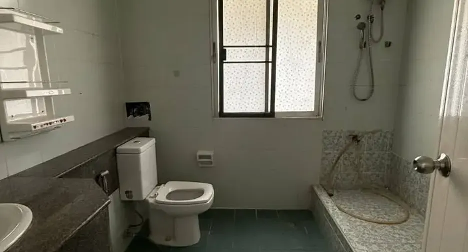 For rent 4 bedrooms townhouse in Bang Khae, Bangkok