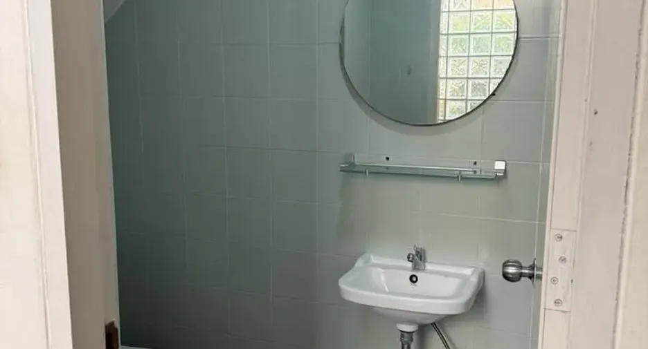 For rent 4 bedrooms townhouse in Bang Khae, Bangkok