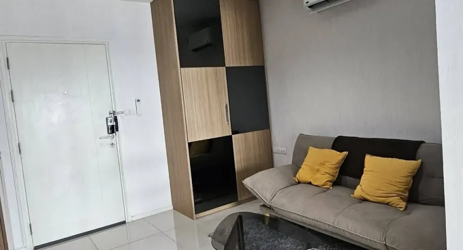 For rent 1 bed condo in Khlong Toei, Bangkok