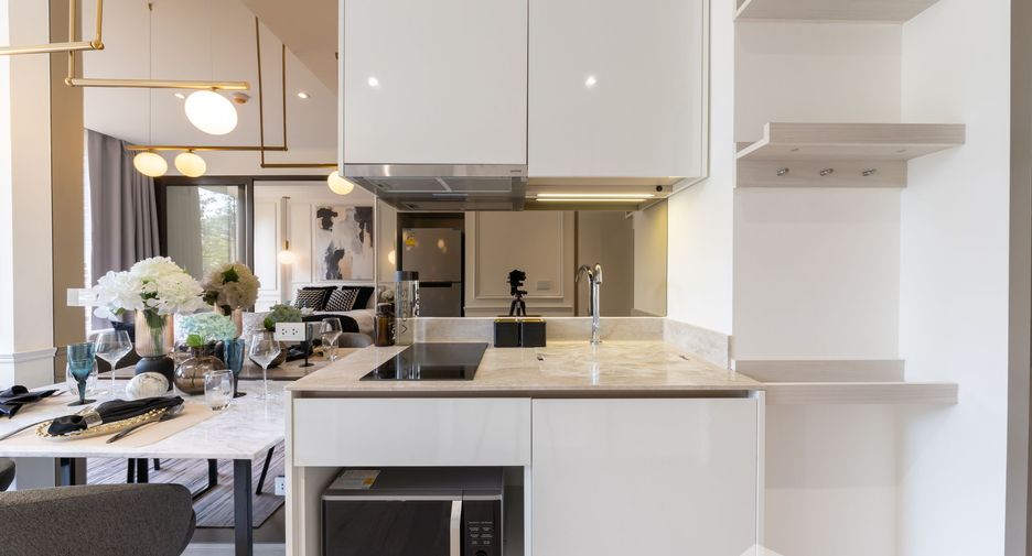 For sale 1 bed condo in Khlong Toei, Bangkok