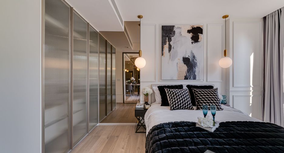 For sale 1 bed condo in Khlong Toei, Bangkok