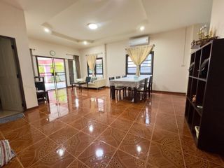 À louer 3 chambres maison à Mueang Phangnga, Phang Nga