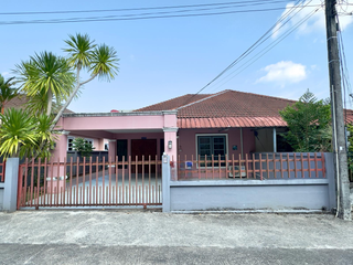 À louer 3 chambres maison à Mueang Phangnga, Phang Nga