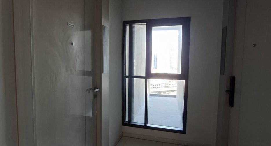 For sale 2 bedrooms condo in Khlong Toei, Bangkok