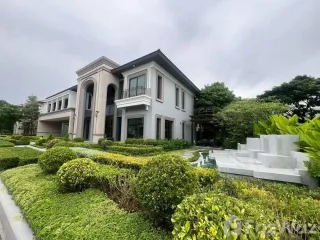 Casa en venta y en alquiler de 5 habitaciones en Taling Chan, Bangkok
