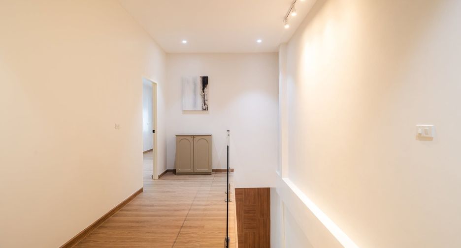 Haus zum Kauf mit 3 Zimmer in Mueang Phuket, Phuket