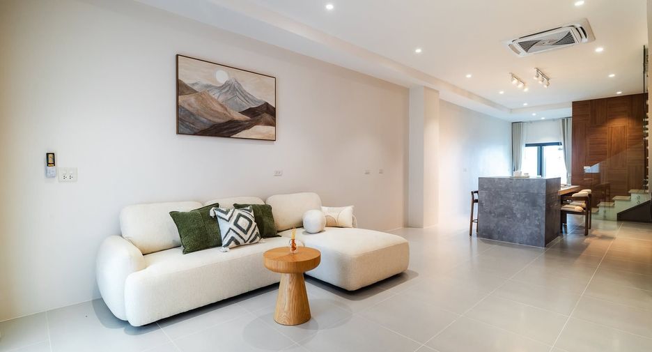 Haus zum Kauf mit 3 Zimmer in Mueang Phuket, Phuket