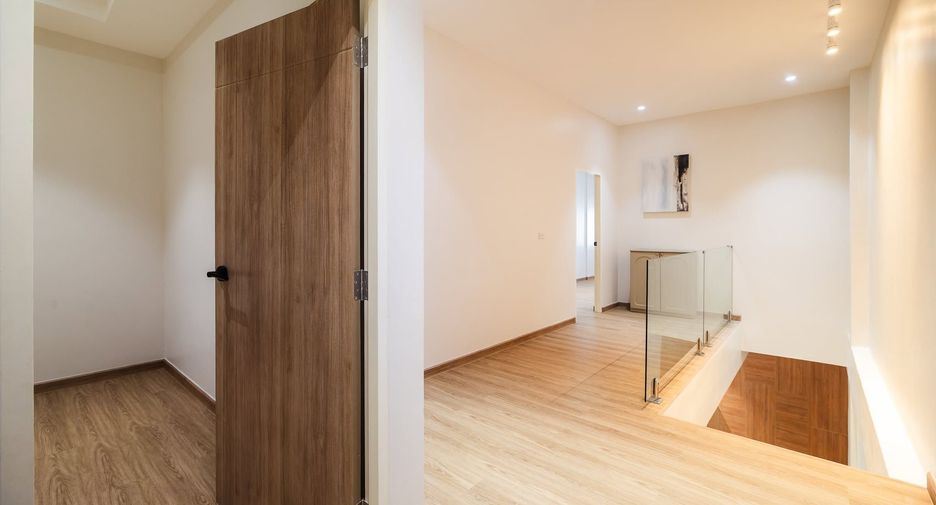 Haus zum Kauf mit 3 Zimmer in Mueang Phuket, Phuket