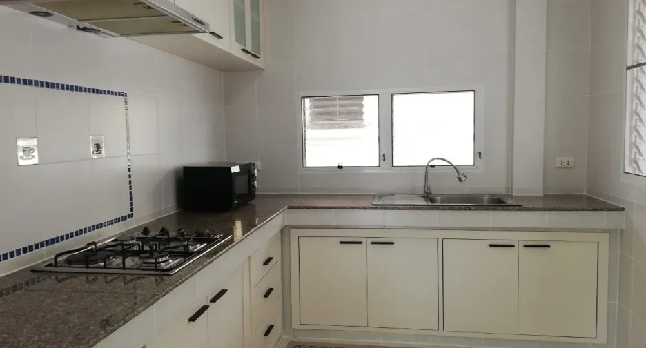 For rent 3 bedrooms villa in Mueang Phuket, Phuket