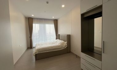 Wohnung zur Miete mit 1 Zimmer in Bang Rak, Bangkok