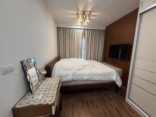 Wohnung zur Miete mit 2 Zimmer in Khlong San, Bangkok