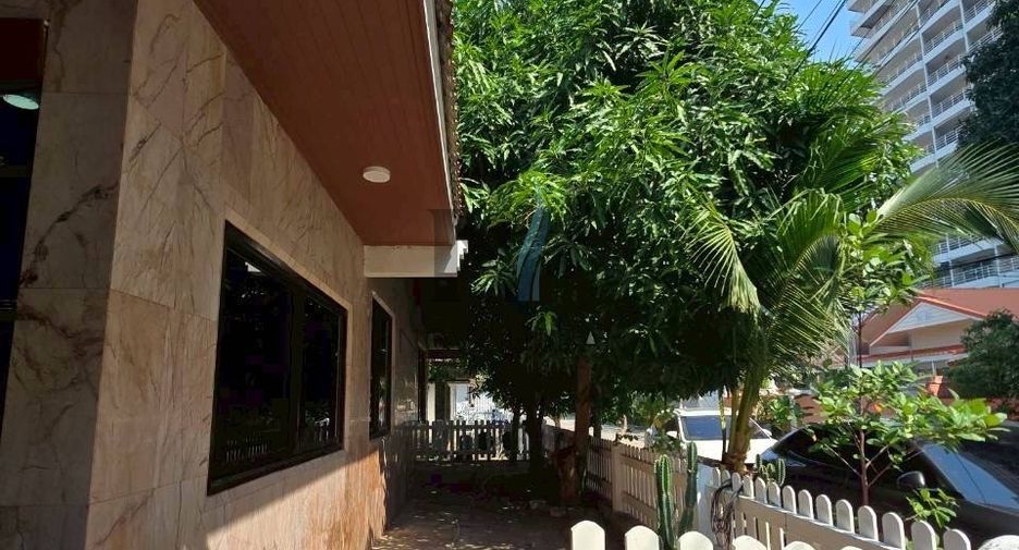 出售 和 出租 1 卧室 独立屋 在 Bang Lamung, Chon Buri