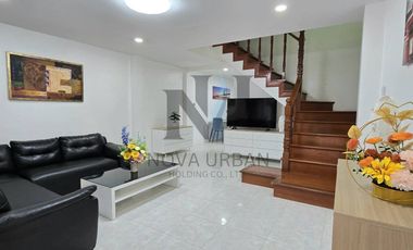 Casa adosada en alquiler de 4 habitaciones en Bang Lamung, Chonburi