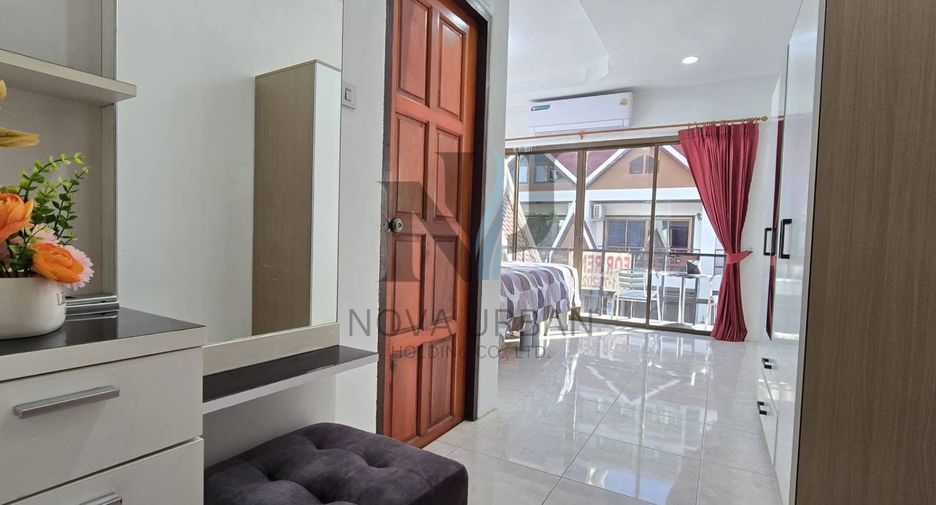 Reihenhaus zur Miete mit 4 Zimmer in Bang Lamung, Chonburi