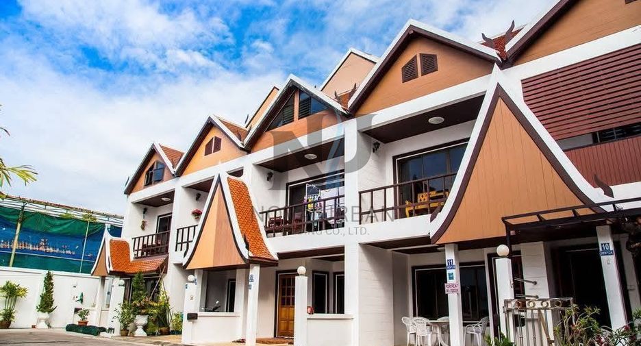 Reihenhaus zur Miete mit 4 Zimmer in Bang Lamung, Chonburi