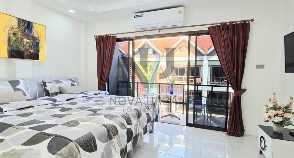 Reihenhaus zur Miete mit 4 Zimmer in Bang Lamung, Chonburi