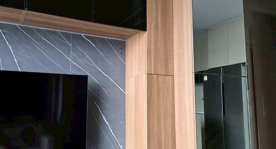 For sale 2 bedrooms condo in Khlong Toei, Bangkok