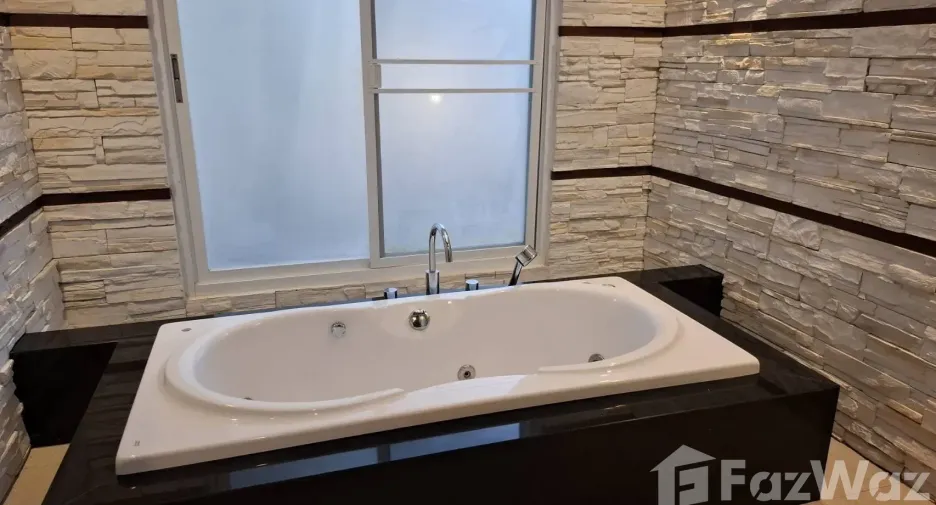 For rent 2 bedrooms house in Mueang Phuket, Phuket